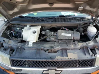 2007 Chevrolet Express Passenger with VIN 1GAHG39U271241299, listed as a Copart auction lot 68214264 with 225,438 mi miles and Salvage Title. Bid and sale history available at carsss.com. Image 12.