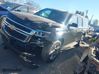 2016 Chevrolet Suburban LT with VIN 1GNSCHKC8GR452846, listed as a IAAI auction lot 41343598 with 299,610 mi miles. Bid and sale history available at carsss.com. Image 17.