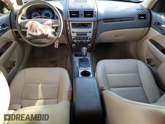 2011 Ford Fusion SEL with VIN 3FAHP0CG9BR176187, listed as a Copart auction lot 45940555 with 121,675 mi miles and Salvage Title. Bid and sale history available at DreamBid. Image 8.