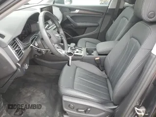 2024 Audi Q5 Premium Plus z VIN WA1BBAFY5R2027549, wystawiony jako Copart lot #55025835 z przebiegiem 31 779 mil mil oraz Szkoda całkowita • Salvage title. Historia ofert i sprzedaży dostępna na DreamBid. Obrazek 7.
