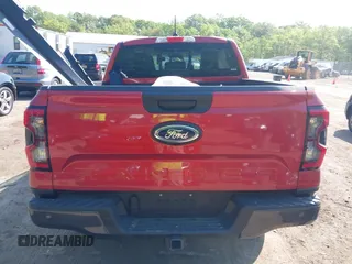2024 Ford Ranger XLT with VIN 1FTER4HH3RLE33305, listed as a IAAI auction lot 42166700 with Not provided miles and . Bid and sale history available at DreamBid. Image 17.