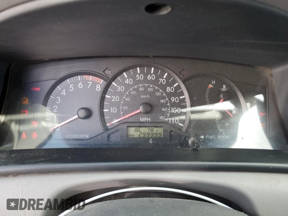 2007 Toyota Corolla CE with VIN JTDBR32E270127352, listed as a Copart auction lot 43908115 with 299,999 mi miles and Non Repairable. Bid and sale history available at carsss.com. Image 9.