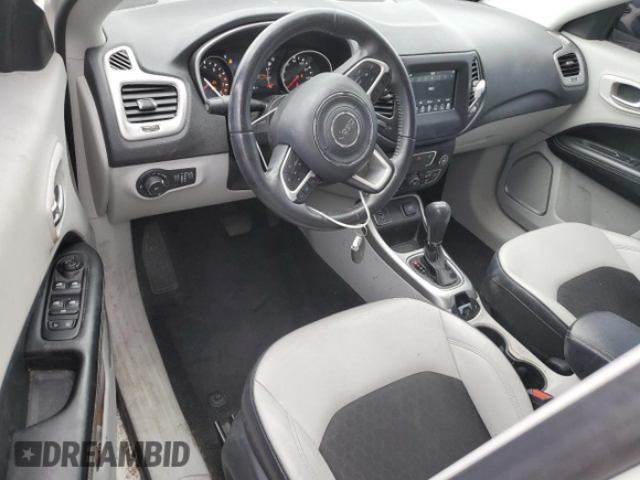 2019 Jeep Compass Latitude with VIN 3C4NJCBB3KT699410, listed as a Copart auction lot 59721025 with 44,506 mi miles and Non repairable. Bid and sale history available at DreamBid. Image 8.