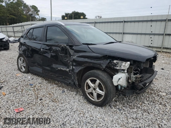 2018 Nissan Kicks S with VIN 3N1CP5CU0JL511848, listed as a Copart auction lot 41672295 with 128,152 mi miles and Salvage title. Bid and sale history available at DreamBid. Image 4.