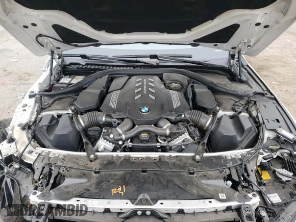 2019 BMW 8 Series M850i xDrive with VIN WBAFY4C57KBX38867, listed as a Copart auction lot 76091124 with 25,850 mi miles and Salvage title. Bid and sale history available at DreamBid. Image 12.