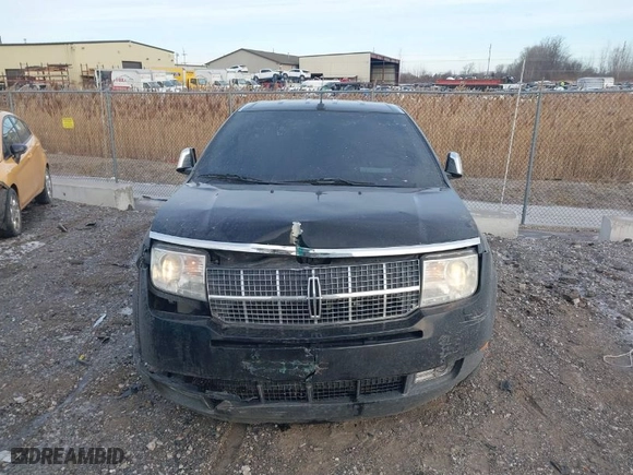 2009 Lincoln MKX with VIN 2LMDU68C19BJ04838, listed as a IAAI auction lot 41513786 with 213,306 mi miles. Bid and sale history available at carsss.com. Image 12.