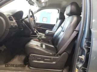 2011 Chevrolet Avalanche LT with VIN 3GNTKFE34BG206117, listed as a Copart auction lot 64852305 with 137,393 mi miles and Clean title. Bid and sale history available at DreamBid. Image 7.