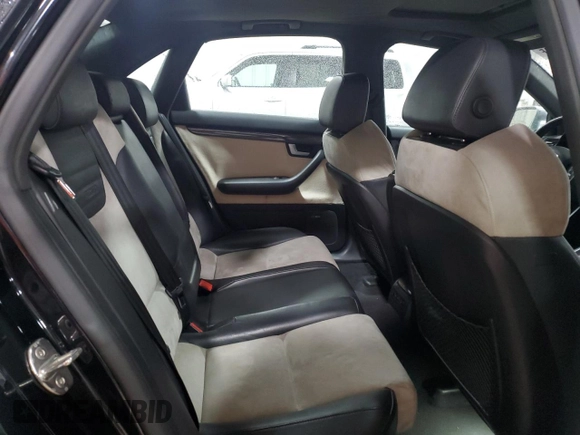 2007 Audi S4 z VIN WAUGL78EX7A237031, wystawiony jako Copart lot #52225755 z przebiegiem 117 290 mil mil oraz Szkody całkowita. Historia ofert i sprzedaży dostępna na DreamBid. Obrazek 10.