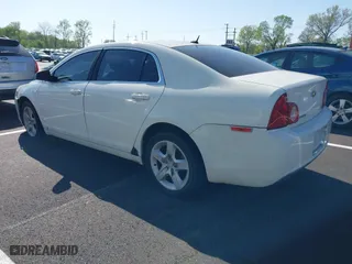 2008 Chevrolet Malibu LS w/1FL with VIN 1G1ZG57N984277731, listed as a IAAI auction lot 41984346 with 1 mi miles. Bid and sale history available at carsss.com. Image 3.