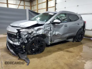 2024 Buick Encore GX Sport Touring с VIN KL4AMESL5RB205533, выставлен на аукционе Copart как лот 53656265 с пробегом 14 696 миль миль и Списание • Salvage title. История ставок и продаж доступна на DreamBid. Изображение 1.