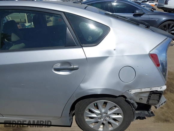 2014 Toyota Prius with VIN JTDKN3DP0E3057534, listed as a IAAI auction lot 42311962 with 109,737 mi miles and . Bid and sale history available at DreamBid. Image 21.