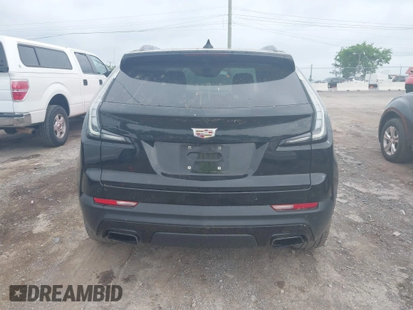 2019 Cadillac XT4 FWD Sport with VIN 1GYFZER48KF102076, listed as a IAAI auction lot 42125214 with 45,315 mi miles and . Bid and sale history available at carsss.com. Image 17.