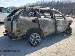 2018 Jeep Cherokee Trailhawk with VIN 1C4PJMBX9JD503209, listed as a Copart auction lot 49323265 with Not provided miles and Salvage title. Bid and sale history available at DreamBid. Image 3.