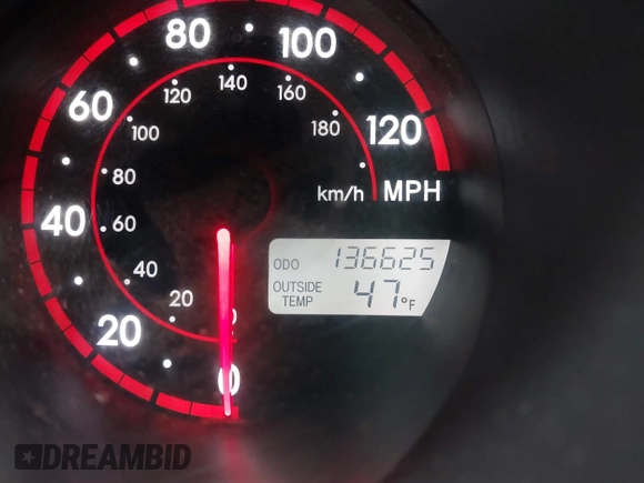 2008 Toyota Matrix STD with VIN 2T1KR32E08C700952, listed as a IAAI auction lot 41823510 with 136,625 mi miles and . Bid and sale history available at DreamBid. Image 15.