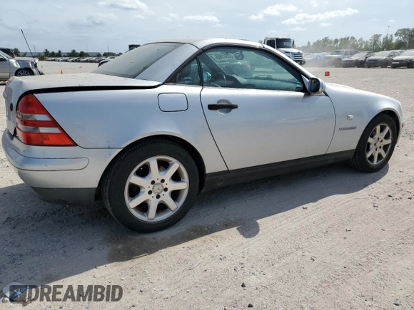 1998 Mercedes-Benz SLK-Class with VIN WDBKK47F7WF055151, listed as a Copart auction lot 53547665 with 49,576 mi miles and Clean Title. Bid and sale history available at carsss.com. Image 3.