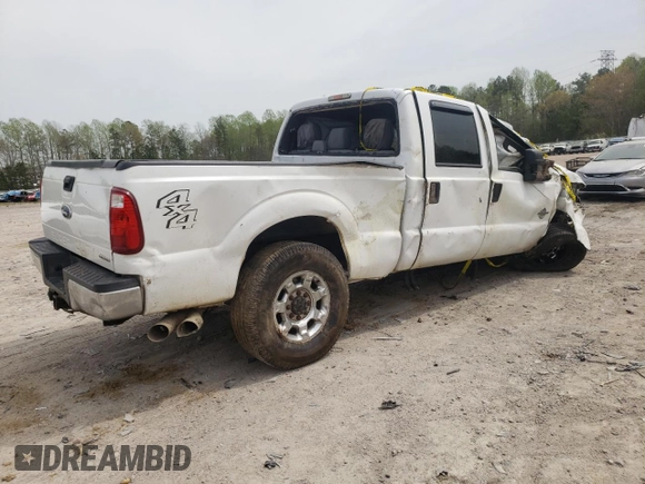 2015 Ford Super Duty F-250 SRW Lariat with VIN 1FT7W2BT8FEC30316, listed as a Copart auction lot 51681345 with 384,631 mi miles and Salvage Title. Bid and sale history available at carsss.com. Image 3.