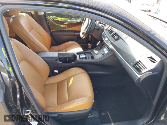 2011 Lexus CT 200h with VIN JTHKD5BH2B2031222, listed as a IAAI auction lot 41551693 with 123,596 mi miles. Bid and sale history available at carsss.com. Image 5.