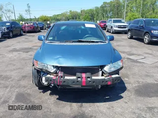 2008 Honda Civic Cpe EX with VIN 2HGFG12868H580491, listed as a IAAI auction lot 42066847 with 178,887 mi miles. Bid and sale history available at carsss.com. Image 12.