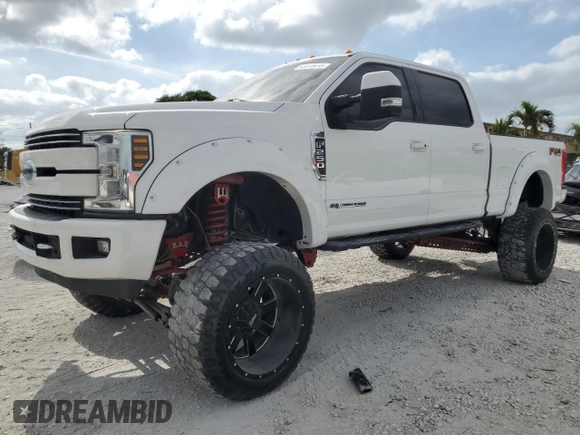 2018 Ford Super Duty F-250 SRW XL with VIN 1FT7W2BT6JEB95882, listed as a Copart auction lot 53576615 with 118,626 mi miles and Non Repairable. Bid and sale history available at carsss.com. Image 1.