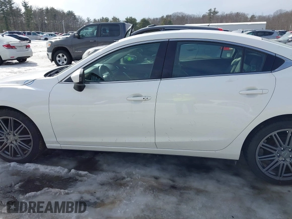 2016 Mazda 6 i Grand Touring с VIN JM1GJ1W55G1468475, выставлен на аукционе IAAI как лот 41651004 с пробегом 31 332 миль миль и . История ставок и продаж доступна на DreamBid. Изображение 14.