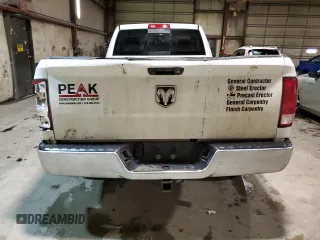 2018 Ram 1500 Tradesman z VIN 3C6JR6DT7JG225151, wystawiony jako Copart lot #86207374 z przebiegiem 72 073 mil mil oraz Szkoda całkowita • Salvage title. Historia ofert i sprzedaży dostępna na DreamBid. Obrazek 6.