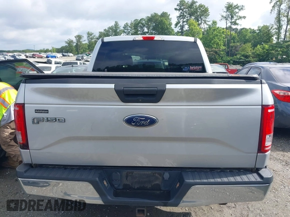 2016 Ford F-150 XL z VIN 1FTEW1CP6GFB08469, wystawiony jako IAAI lot #42534824 z przebiegiem 269 326 mil mil oraz . Historia ofert i sprzedaży dostępna na DreamBid. Obrazek 16.
