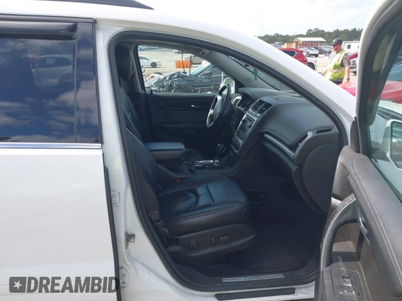 2016 GMC Acadia SLT with VIN 1GKKVRKD1GJ306194, listed as a IAAI auction lot 41951923 with 152,295 mi miles. Bid and sale history available at carsss.com. Image 5.