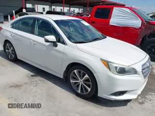 2015 Subaru Legacy Limited z VIN 4S3BNBJ6XF3053854, wystawiony jako IAAI lot #42223153 z przebiegiem 50 270 mil mil oraz . Historia ofert i sprzedaży dostępna na DreamBid. Obrazek 1.