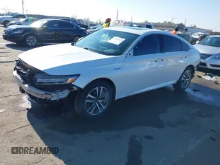 2018 Honda Accord Touring z VIN 1HGCV3F96JA014262, wystawiony jako IAAI lot #41285339 z przebiegiem 86 670 mil mil oraz . Historia ofert i sprzedaży dostępna na DreamBid. Obrazek 2.