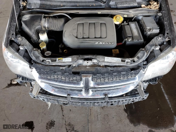 2018 Dodge Grand Caravan SXT with VIN 2C4RDGCG0JR327079, listed as a Copart auction lot 45591785 with 151,385 mi miles and Salvage Title. Bid and sale history available at carsss.com. Image 12.