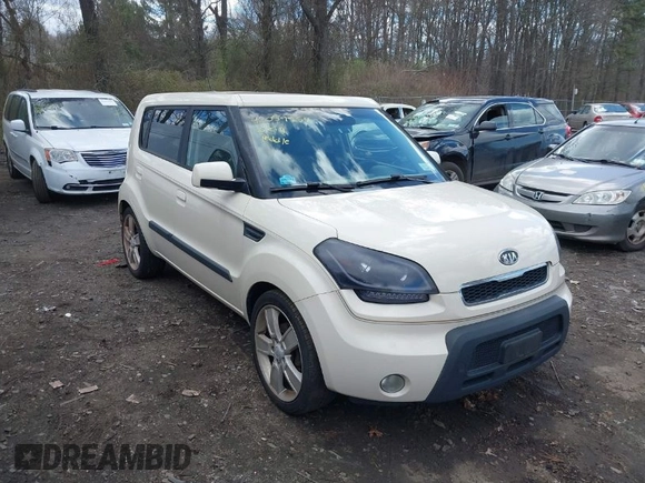 2010 Kia Soul + with VIN KNDJT2A2XA7034348, listed as a IAAI auction lot 42059954 with 252,878 mi miles. Bid and sale history available at carsss.com. Image 1.