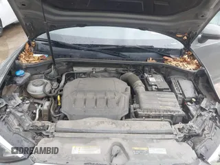 2020 Audi Q3 Premium z VIN WA1AECF30L1052472, wystawiony jako IAAI lot #41886809 z przebiegiem 101 600 mil mil oraz . Historia ofert i sprzedaży dostępna na DreamBid. Obrazek 10.