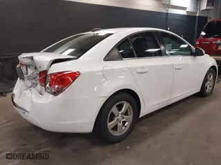 2016 Chevrolet Cruze Limited LT with VIN 1G1PE5SB7G7123655, listed as a IAAI auction lot 41664705 with 123,729 mi miles. Bid and sale history available at carsss.com. Image 4.