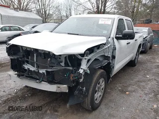 2022 Toyota Tundra 2WD SR with VIN 5TFKB5AB5NX017956, listed as a IAAI auction lot 41612493 with 38,683 mi miles. Bid and sale history available at carsss.com. Image 18.