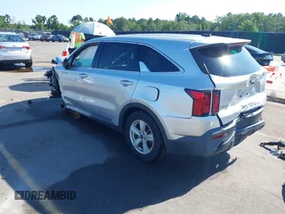 2021 Kia Sorento LX with VIN 5XYRG4LC2MG021724, listed as a IAAI auction lot 42548408 with 162,334 mi miles and . Bid and sale history available at DreamBid. Image 3.