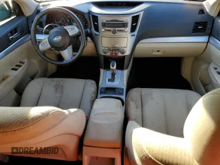 2011 Subaru Outback Premium z VIN 4S4BRBCC8B3371503, wystawiony jako Copart lot #85902184 z przebiegiem 206 525 mil mil oraz Nie do naprawy • Non repairable. Historia ofert i sprzedaży dostępna na DreamBid. Obrazek 8.