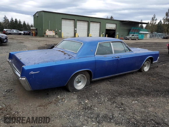 1967 Lincoln Continental with VIN 7Y82G808697, listed as a Copart auction lot 45420305 with 5,451 mi miles and Clean Title. Bid and sale history available at DreamBid. Image 3.