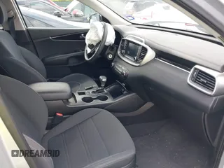 2020 Kia Sorento LX V6 with VIN 5XYPG4A56LG610186, listed as a IAAI auction lot 42049647 with 78,866 mi miles. Bid and sale history available at carsss.com. Image 5.