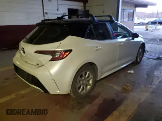 2022 Toyota Corolla Hatchback SE with VIN JTNB4MBE6N3161693, listed as a Copart auction lot 76514463 with 31,437 mi miles. Bid and sale history available at carsss.com. Image 3.