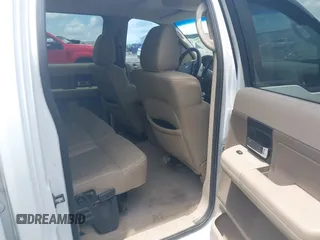 2007 Ford F-150 XLT z VIN 1FTRW12W67FB50327, wystawiony jako IAAI lot #42400863 z przebiegiem 231 181 mil mil oraz . Historia ofert i sprzedaży dostępna na DreamBid. Obrazek 8.