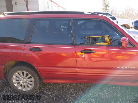 2002 Subaru Forester S w/Premium Pkg with VIN JF1SF656X2H757330, listed as a IAAI auction lot 41758034 with 228,297 mi miles. Bid and sale history available at carsss.com. Image 13.