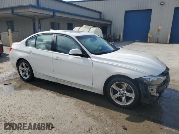 2013 BMW 3 Series 320i xDrive with VIN WBA3C3C57DF980971, listed as a Copart auction lot 57441155 with 131,263 mi miles and Salvage title. Bid and sale history available at DreamBid. Image 4.