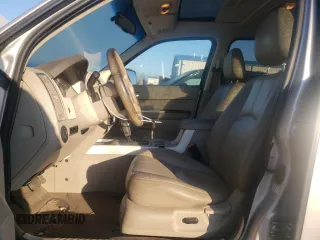 2008 Mercury Mariner Premier z VIN 4M2CU97108KJ43593, wystawiony jako Copart lot #62006105 z przebiegiem 124 233 mil mil oraz Szkoda całkowita • Salvage title. Historia ofert i sprzedaży dostępna na DreamBid. Obrazek 7.