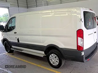 2020 Ford Transit Cargo z VIN 1FTBR1Y89LKA77943, wystawiony jako IAAI lot #42642576 z przebiegiem 144 064 mil mil oraz . Historia ofert i sprzedaży dostępna na DreamBid. Obrazek 34.