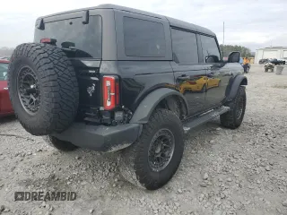 2023 Ford Bronco z VIN 1FMEE5DP5PLB85470, wystawiony jako Copart lot #43462915 z przebiegiem 13 404 mil mil oraz Szkoda całkowita • Salvage title. Historia ofert i sprzedaży dostępna na DreamBid. Obrazek 3.
