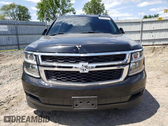 2018 Chevrolet Suburban LT z VIN 1GNSKHKC3JR228393, wystawiony jako Copart lot #56723575 z przebiegiem 149 932 mil mil oraz Czysty tytuł • Clean title. Historia ofert i sprzedaży dostępna na DreamBid. Obrazek 5.