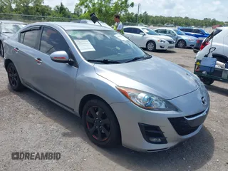 2010 Mazda 3 i Sport z VIN JM1BL1SF3A1131846, wystawiony jako IAAI lot #42458463 z przebiegiem 35 079 mil mil oraz . Historia ofert i sprzedaży dostępna na DreamBid. Obrazek 1.