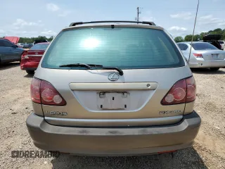 2000 Lexus RX 300 z VIN JT6GF10U4Y0069783, wystawiony jako Copart lot #55623115 z przebiegiem 120 521 mil mil oraz Czysty tytuł • Clean title. Historia ofert i sprzedaży dostępna na DreamBid. Obrazek 6.