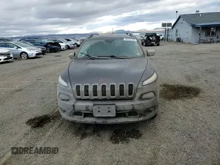 2017 Jeep Cherokee 75th Anniversary Edition с VIN 1C4PJMCS8HW509438, выставлен на аукционе Copart как лот 80353184 с пробегом 63 503 миль миль и Списание • Salvage title. История ставок и продаж доступна на DreamBid. Изображение 12.
