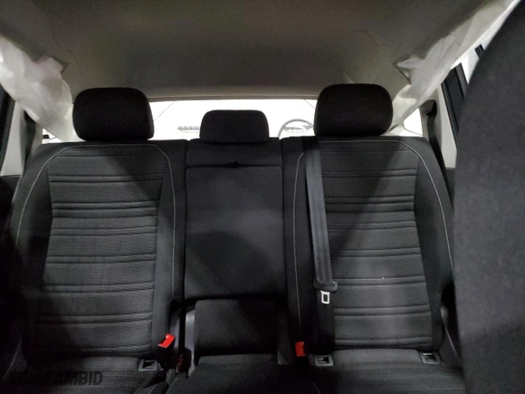 2022 Volkswagen Tiguan S with VIN 3VV0B7AX3NM116958, listed as a Copart auction lot 83080384 with 26,828 mi miles and Salvage Title. Bid and sale history available at carsss.com. Image 10.